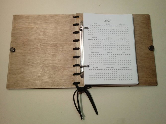 Dřevěný zápisník Sněhulák pro čivavu