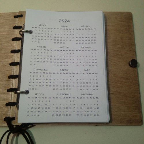 Dřevěný zápisník Sněhulák pro čivavu